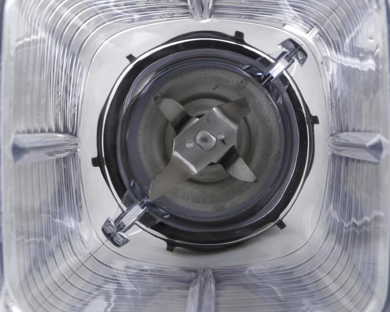 Licuadora Oster 4108-13 10V PLAST 10 Velocidades Vaso de Plástico